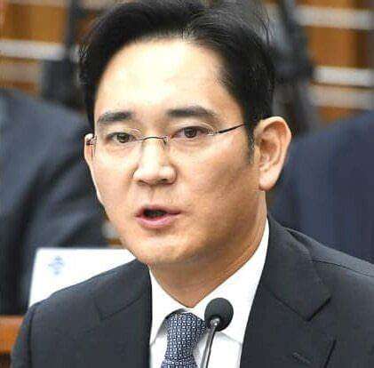 Lee Jae-yong,Rise in Samsung,Strategic Leadership and Innovations,Global Impact and Challenges