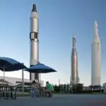 Visual representation of rocket and Korea's role in the global k-defense industry